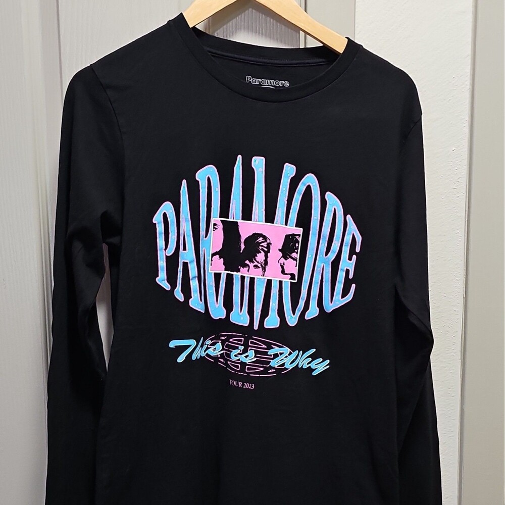 Paramore This Is Why Tour 2023 Men’s Black Double-Sided Crewneck Tee M